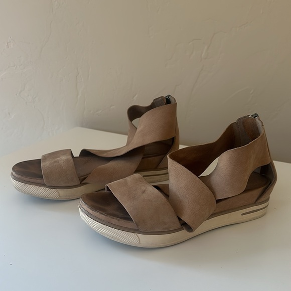 Eileen Fisher Sport Platform Sandal - Picture 3 of 7